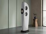 kef_blade_two_meta_arcticwhitechampagne_portrait_02