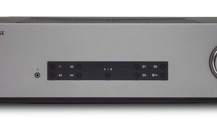 Vorderseite des Cambridge Audio CXA81 MKII