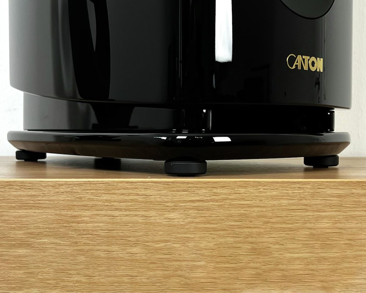 canton_reference-9_detailfuss