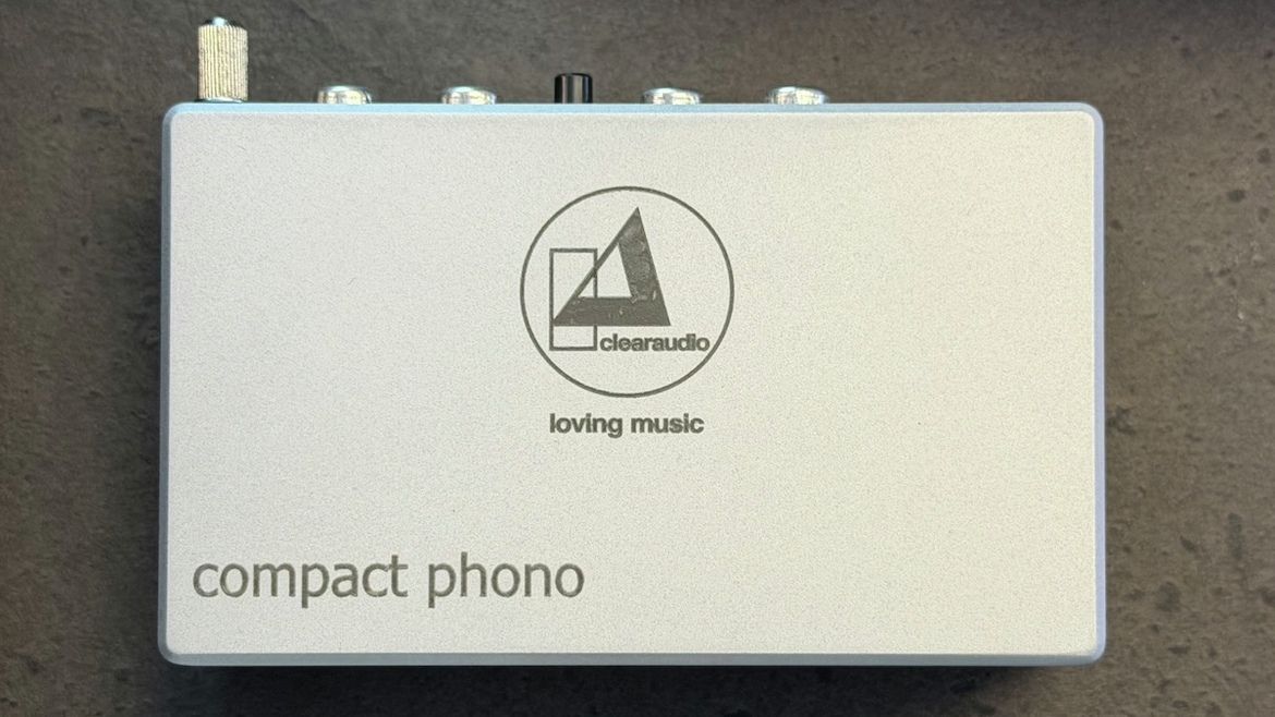 Compact phono
