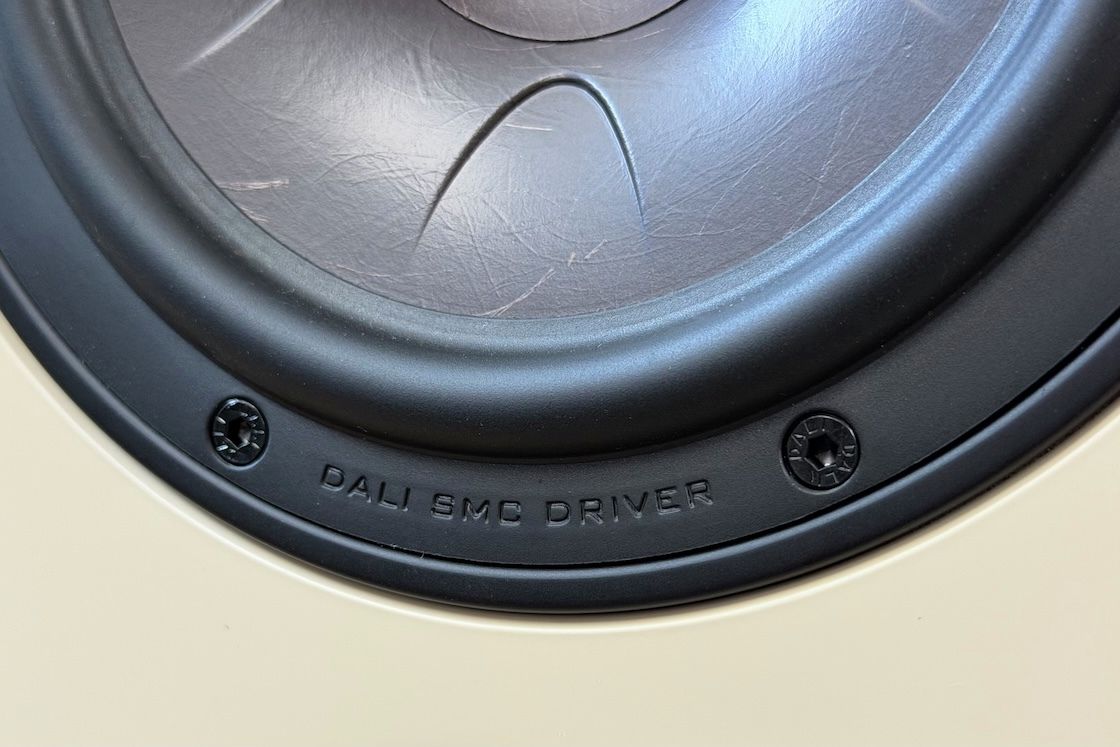 Dali SONIK 7