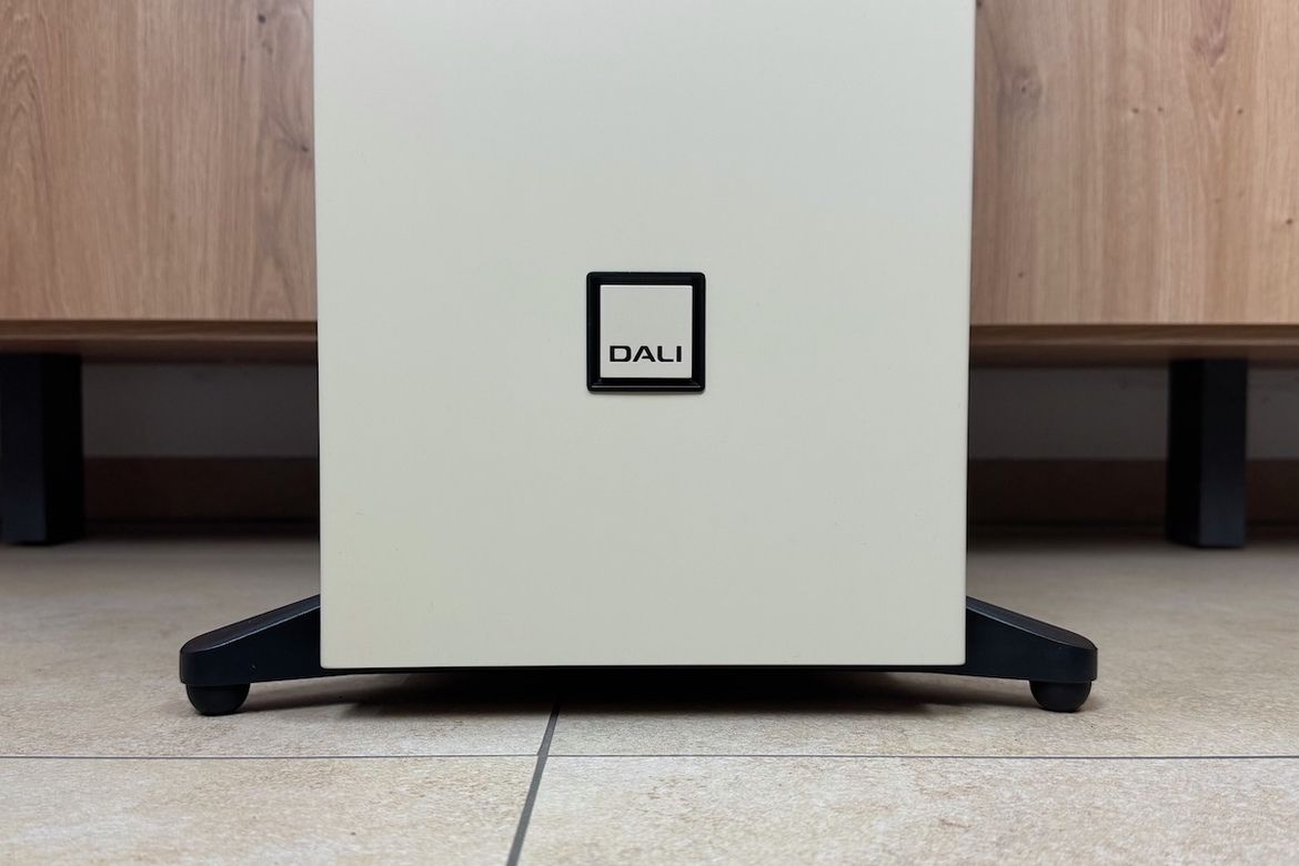 DALI SONIK 9 Standlautsprecher