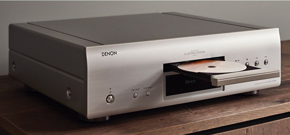 DCD-1700NE mit offnener Disc-Lade