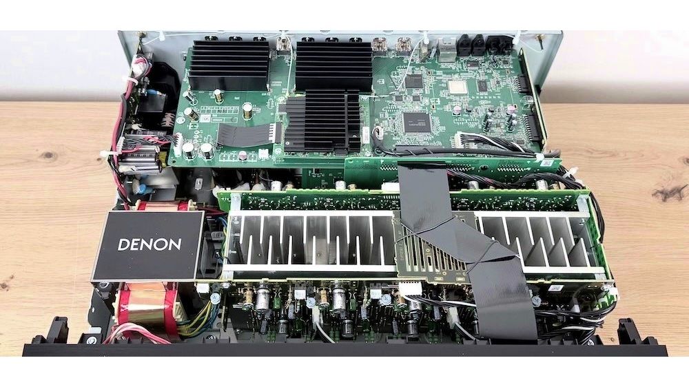 Denon AVC-X3900H