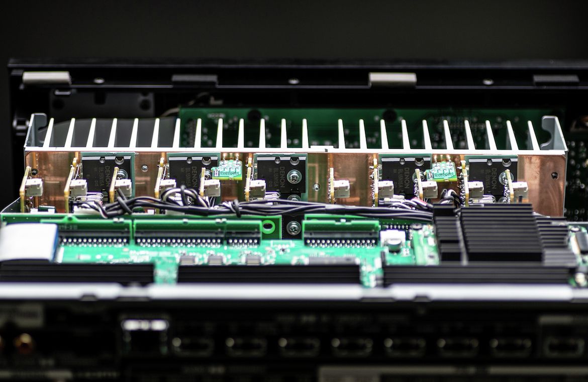 denon_avc-x6800h_innnenleben7