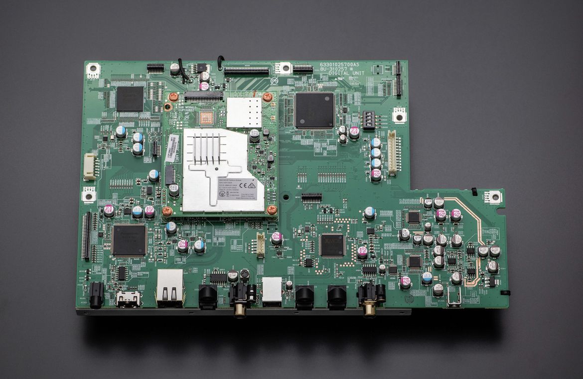 Digitales Audio-Board des Denon DNP-2000NE