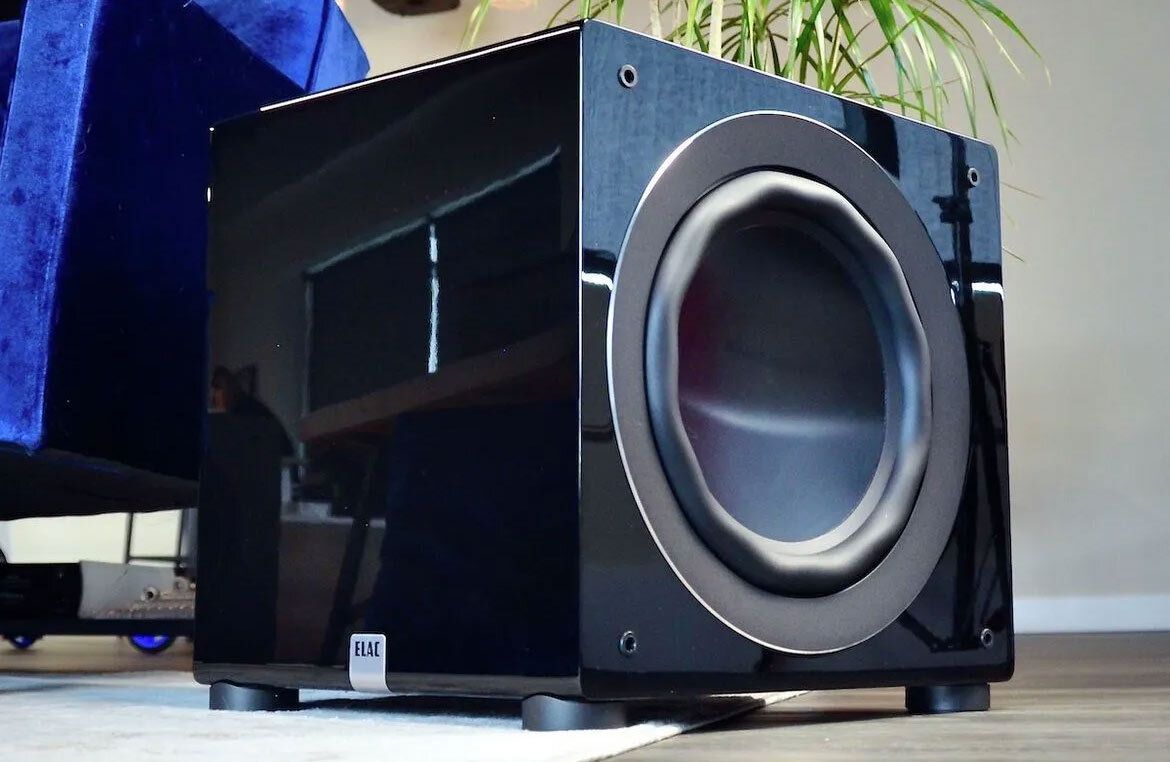 Flaggschiff-Subwoofer ELAC DS1200