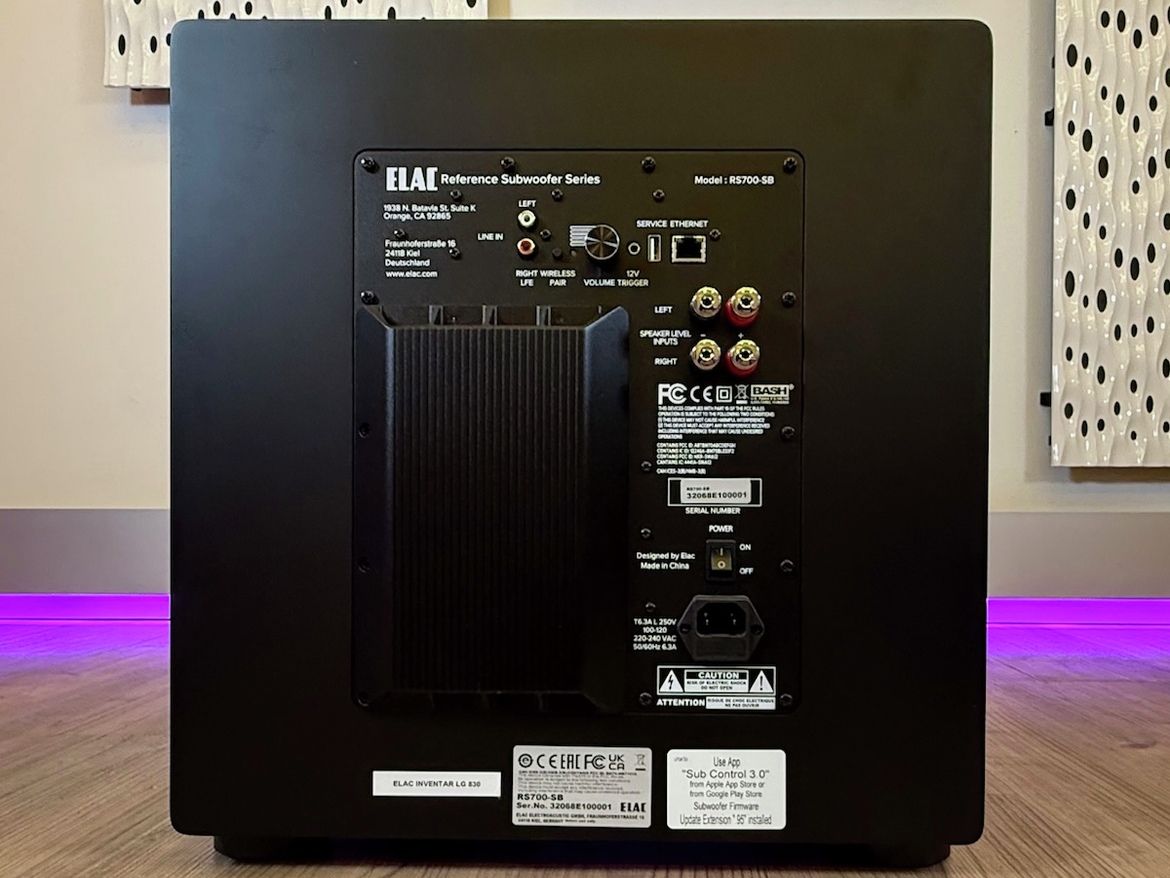 Elac RS700