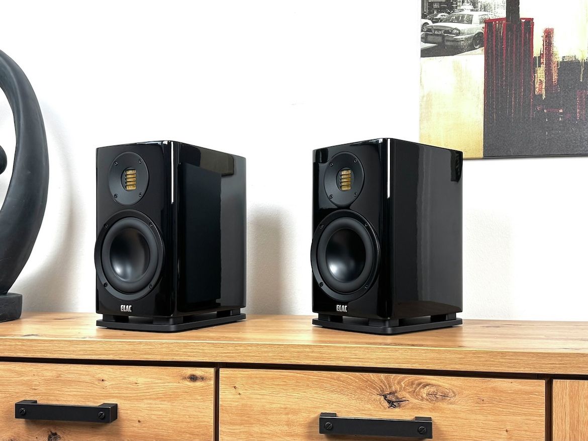 elac_solano-bs283_1