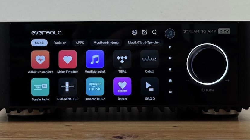 Bedienung am Eversolo Play