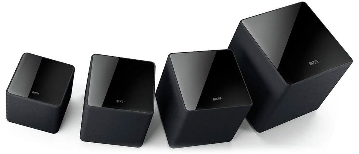 Kube Subwoofer von KEF von oben im Größenvergleich