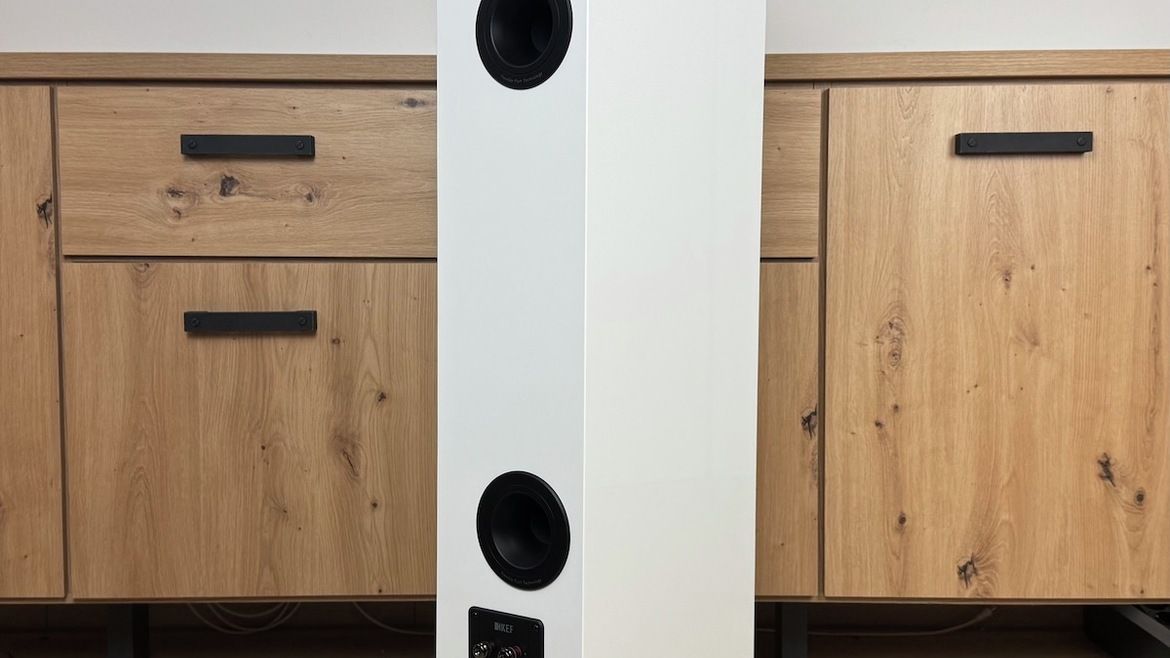kef-r5-meta-test-12