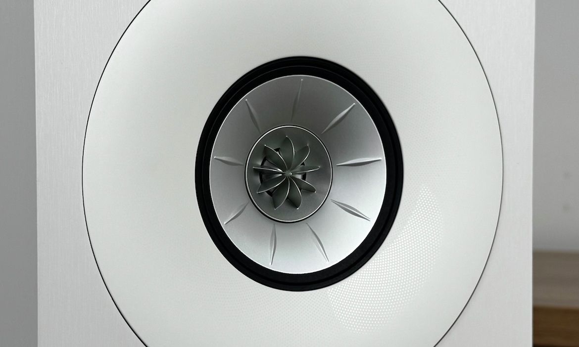 kef_q11-meta_7