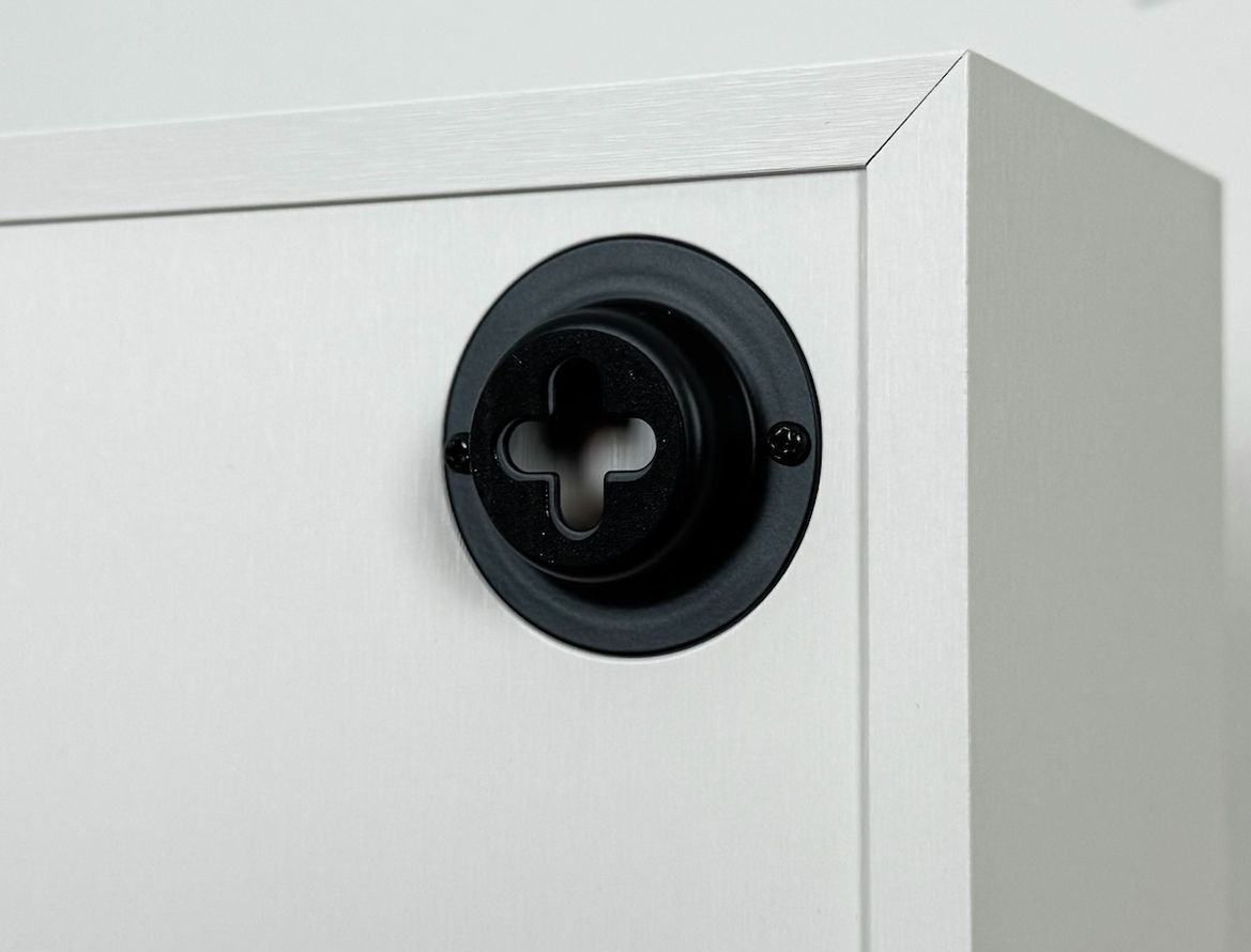 kef_q4-meta_10