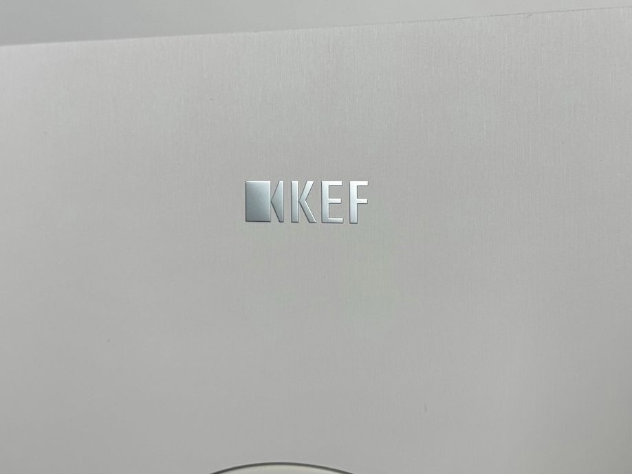 kef_q4-meta_7