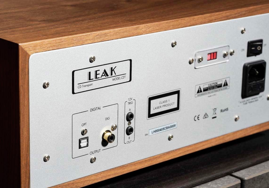 leak_stereo-side