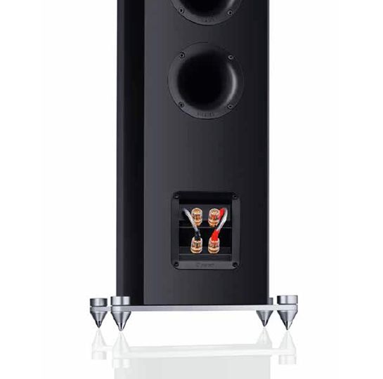 magnat_signature-serie_rear