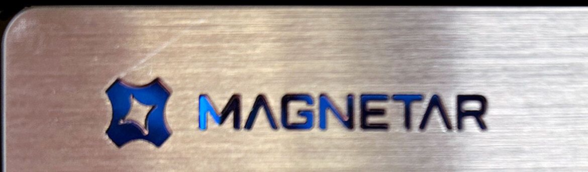 Das Magnetar-Logo am Blu-ray-Player