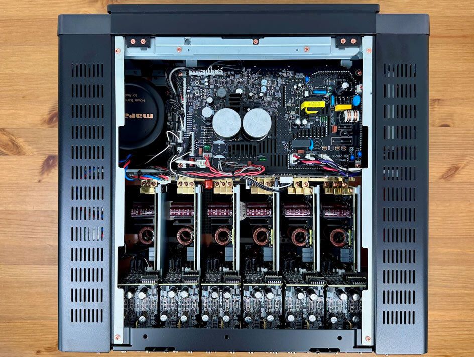 Marantz AV 20 Inside