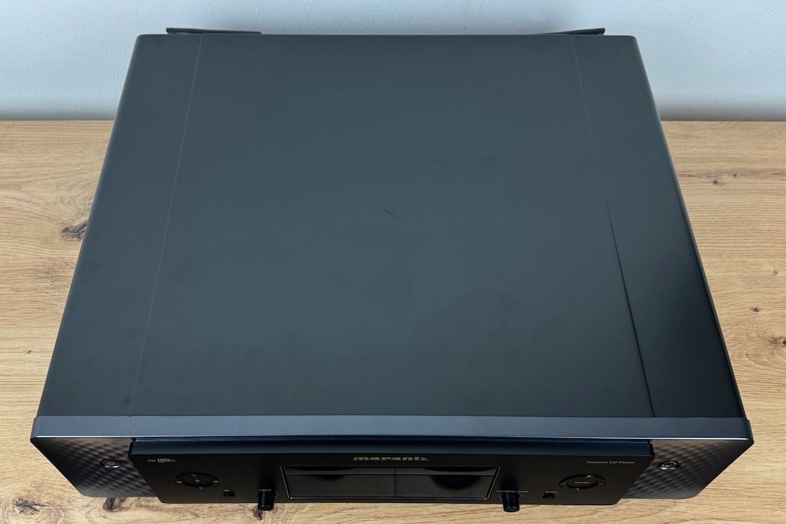 Ansicht von schräg oben des Marantz CD50n