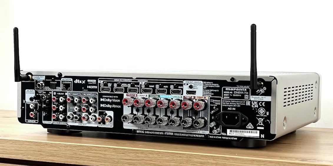 marantz_70s_rear-side