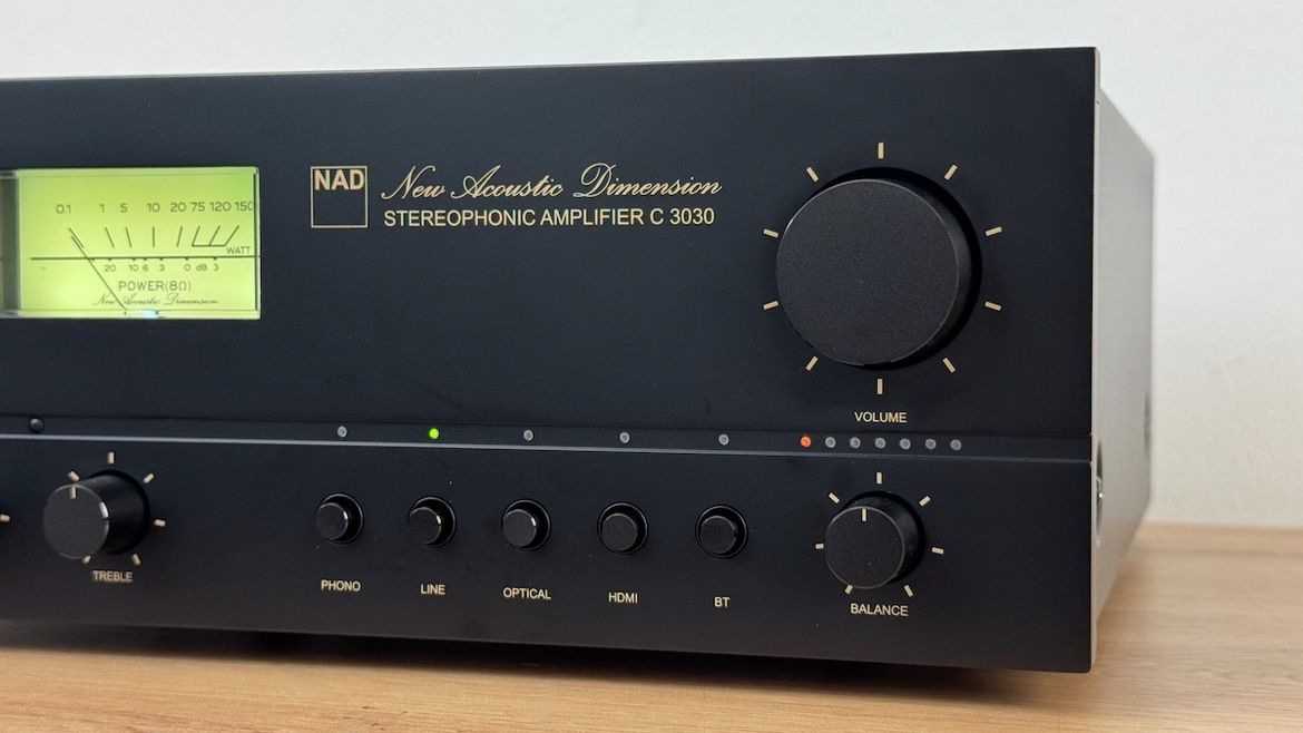 NAD C 3030 Stereo-Vollverstärker