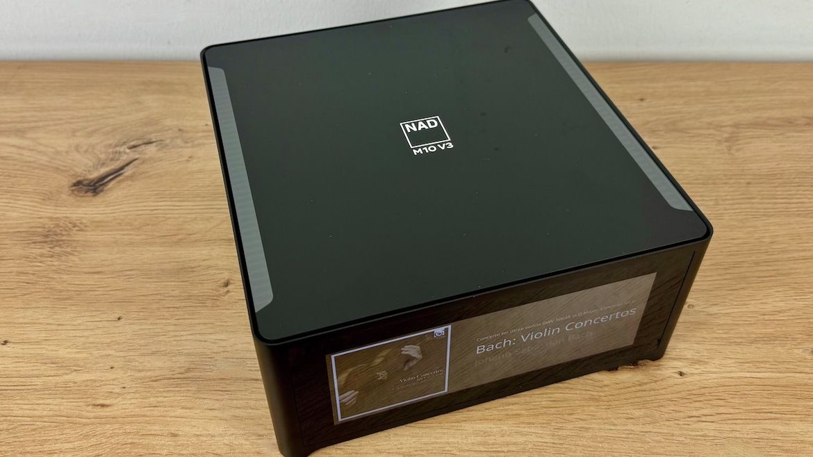 NAD M10 V3 im aktiven Zustand