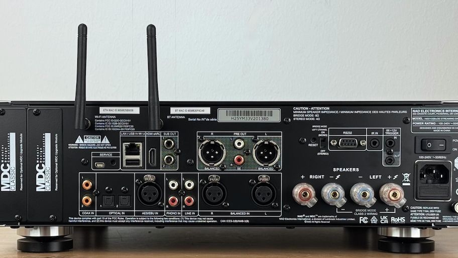 NAD M33 V2
