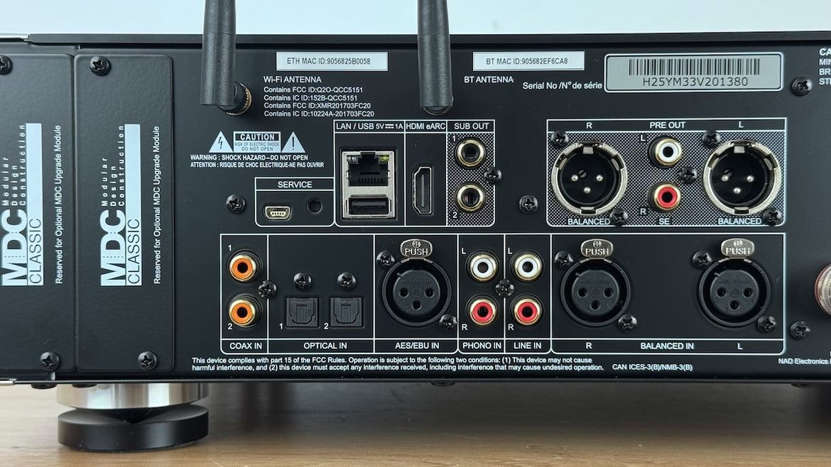 NAD M33 V2