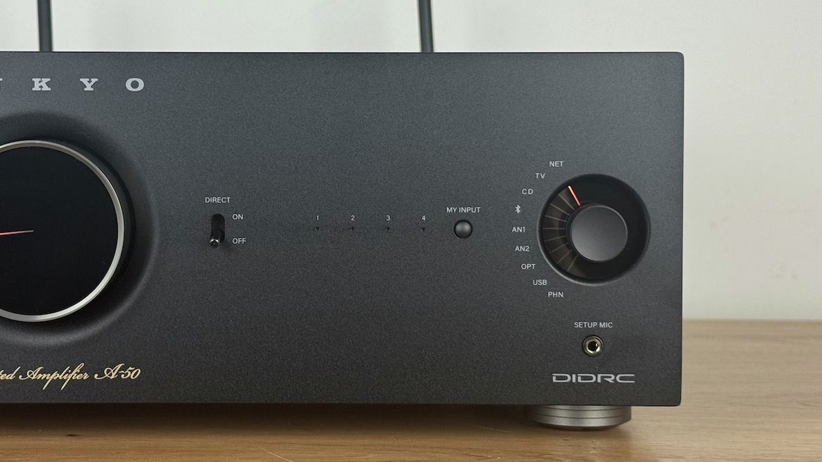 Ansicht des Onkyo ICON A-50 von vorne