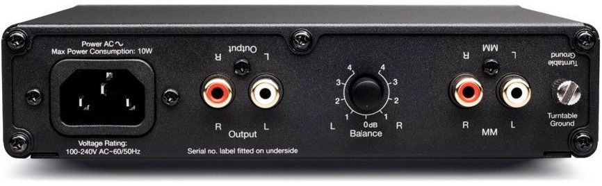 Rückseite eines Phonovorverstärkers