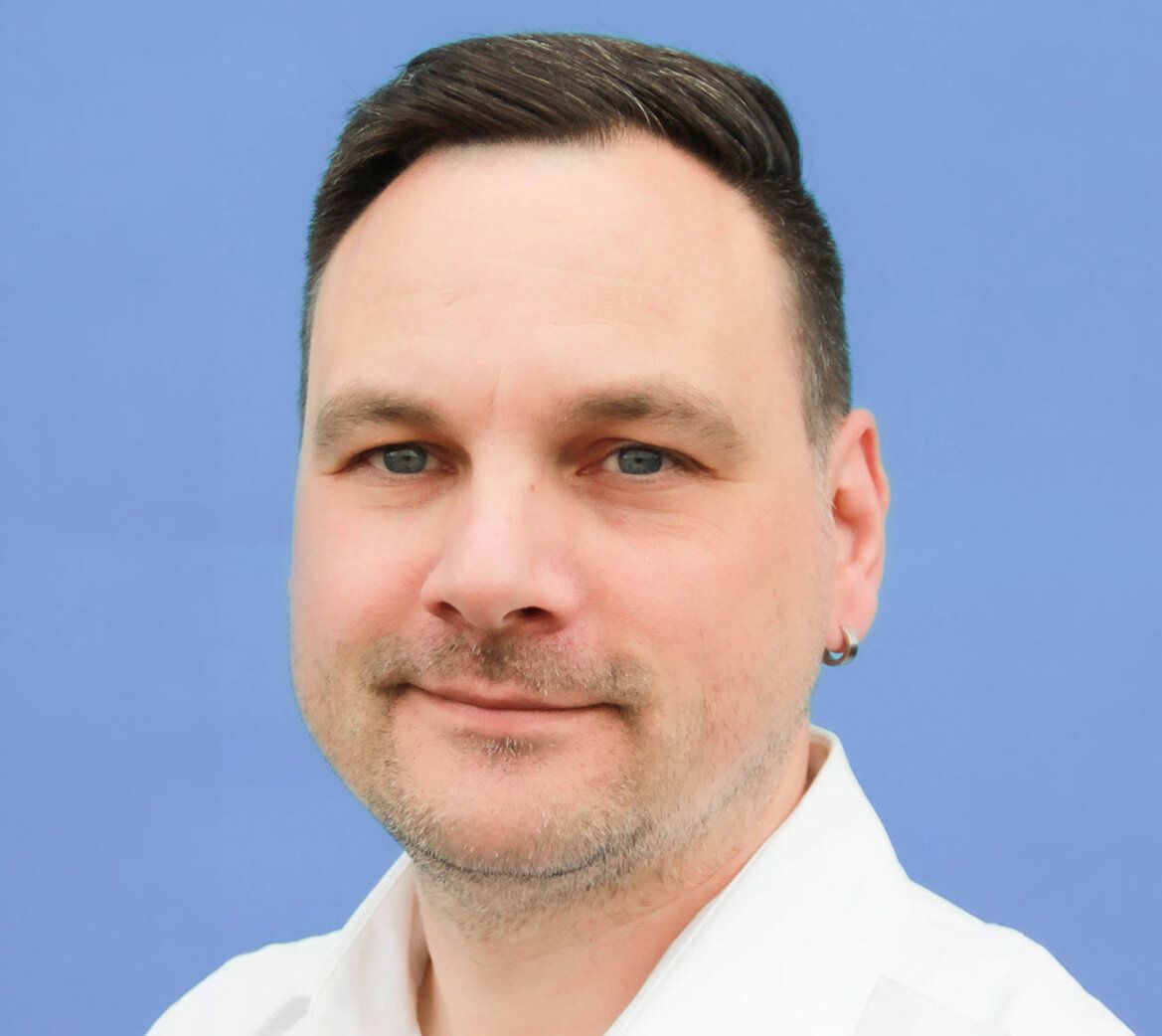 Sascha Scherer Porträt-Foto unseres Kundenberaters Sascha Scherer