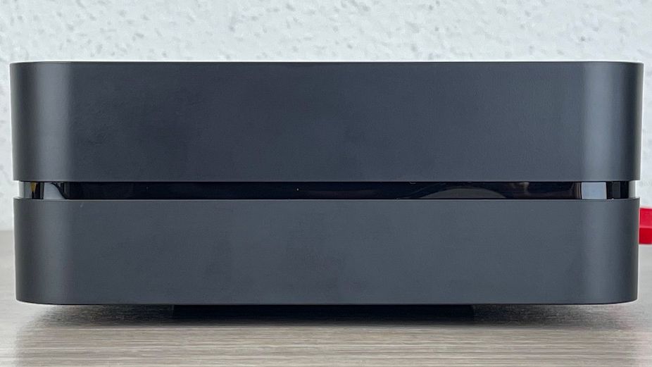 Bluesound POWERNODE N 330 - Seitenansicht