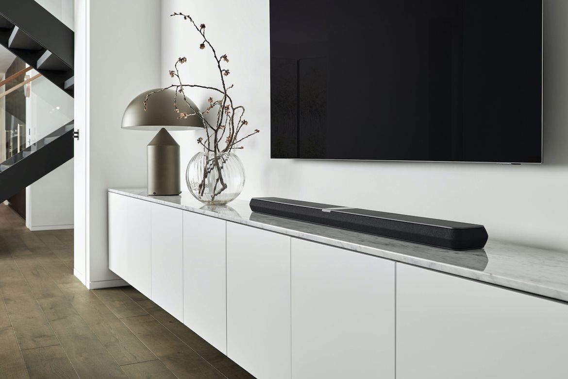 Bowers &amp; Wilkins Dolby Atmos Soundbar Panorama 3
