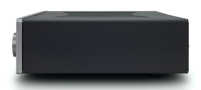 Cambridge Audio CXA81 - Seitenansicht des Vollverstärkers