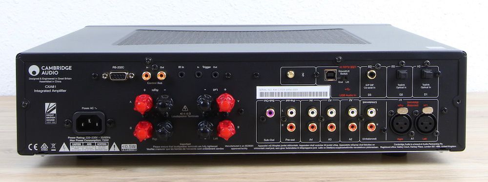 Anschlüsse des Cambrodge Audio CXA81