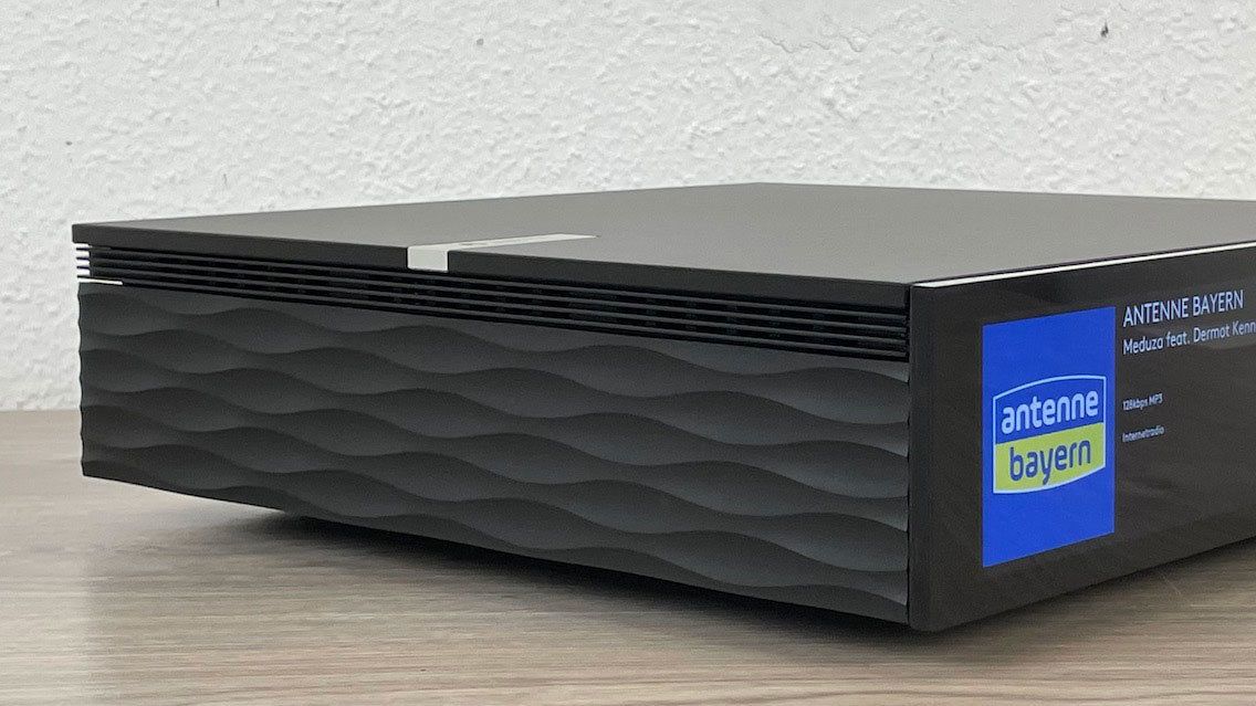Cambridge Audio EVO 150 - Seitenwangen sind austauschbar