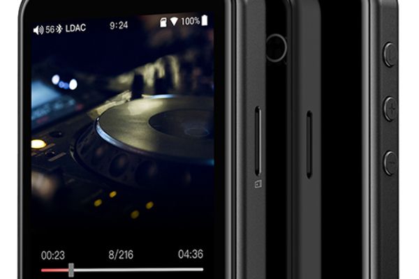 Micro SD-Slot am schlanken FiiO M6 Android Player