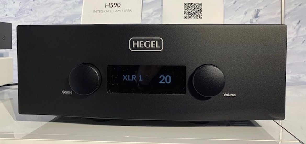Stereo-Verstärker: Hegel H590