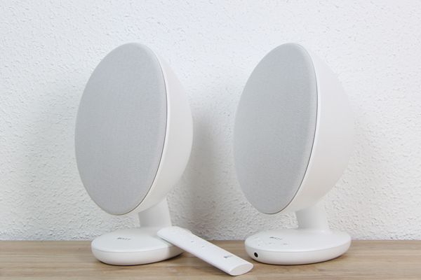 KEF EGG als Bluetooth-Lautsprecherpaar