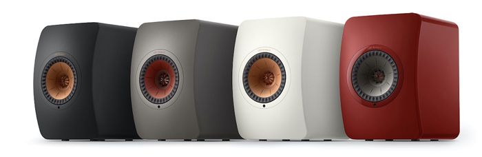 Abbildung der KEF LS50 Wireless II in verschiedenen Farben