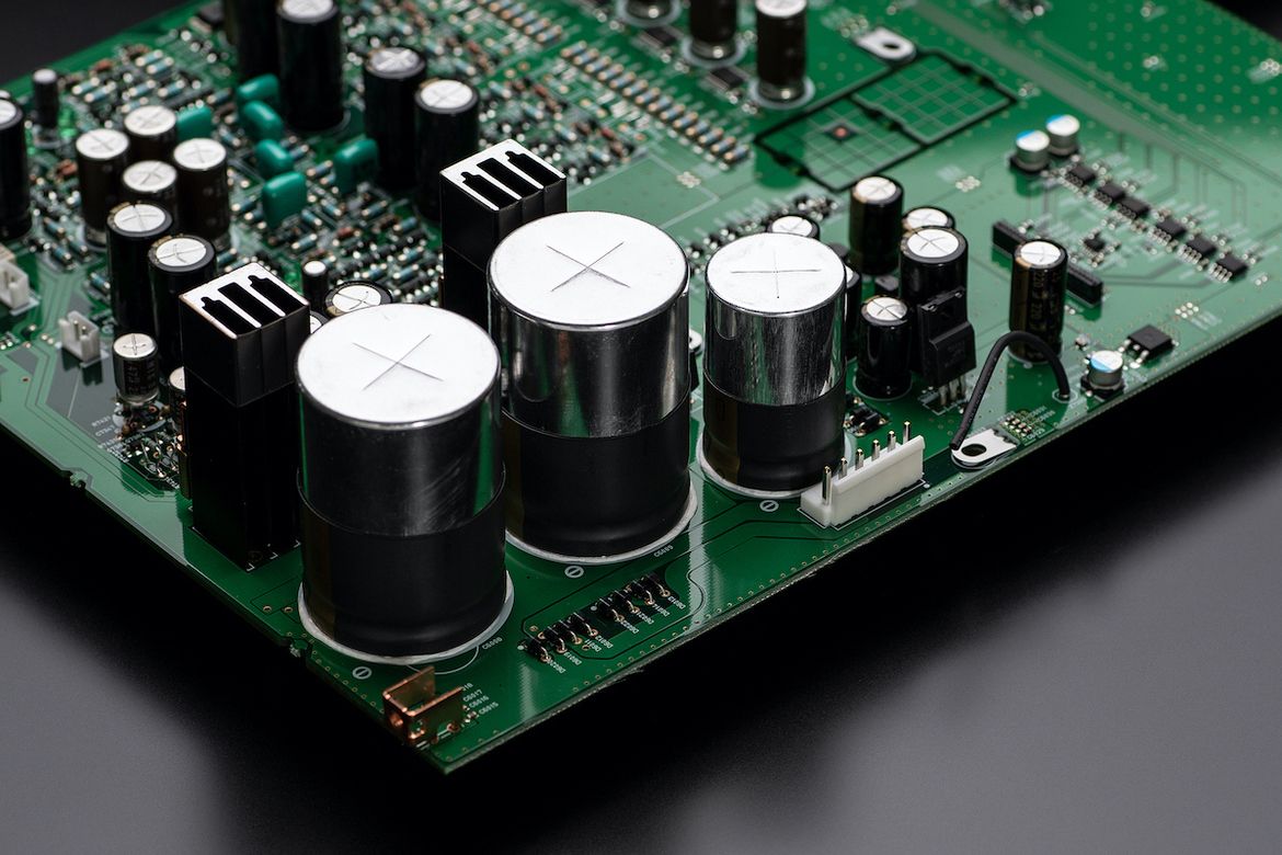 Marantz SA-12 Special - Stromversorgung für Analogsignale