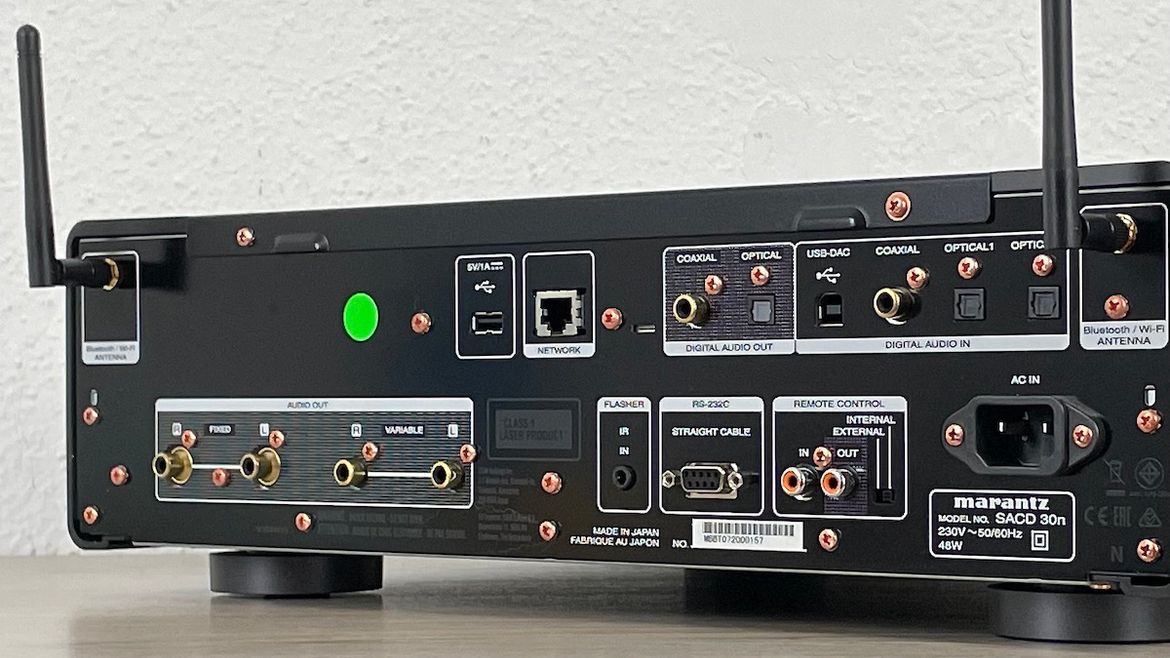 Marantz SACD 30n - Rückseite mit Anschlüssen