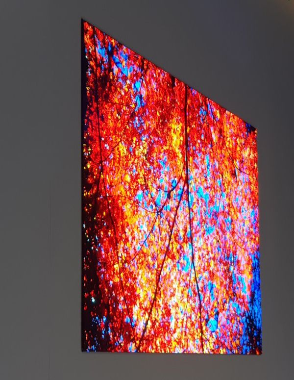 Hohe Blickwinkelstanilität beim Micro LED TV