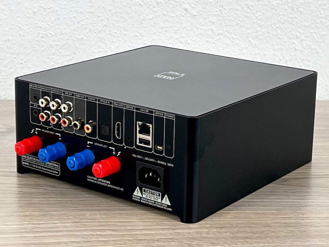 NAD C 700 - Rückansicht