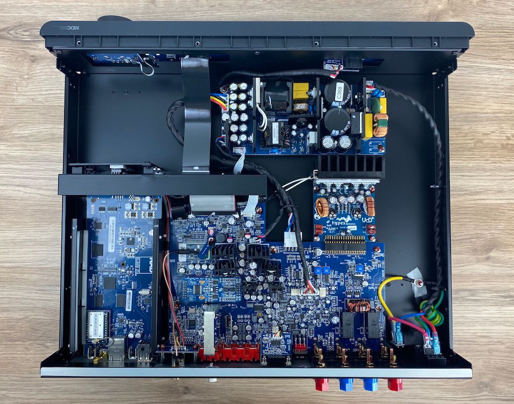 NAD C368 - Inneleben