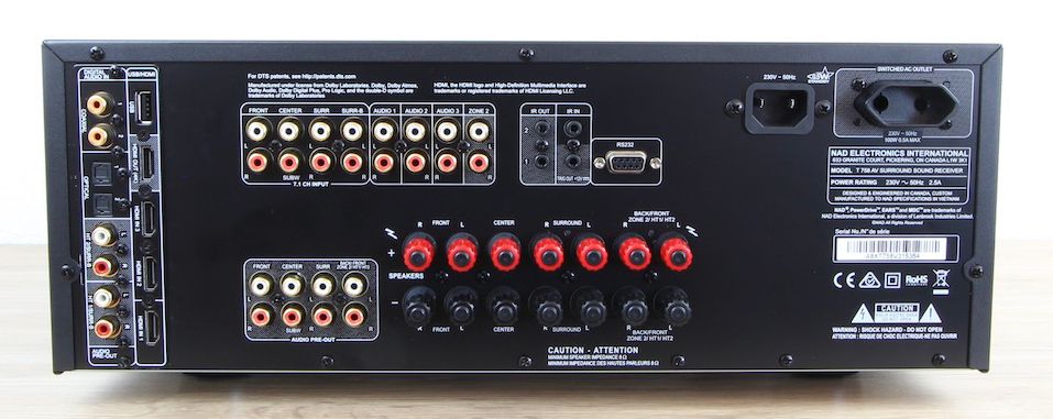 NAD AV-Receiver Rückseite