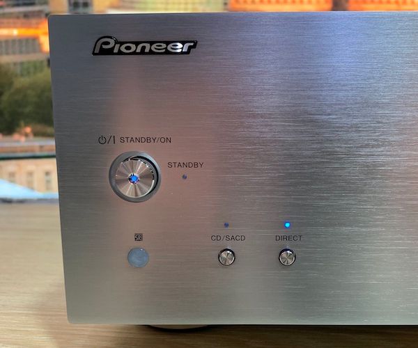 SACD-Player Pioneer PD-50AE - Abbildung des linken Bedienelementes