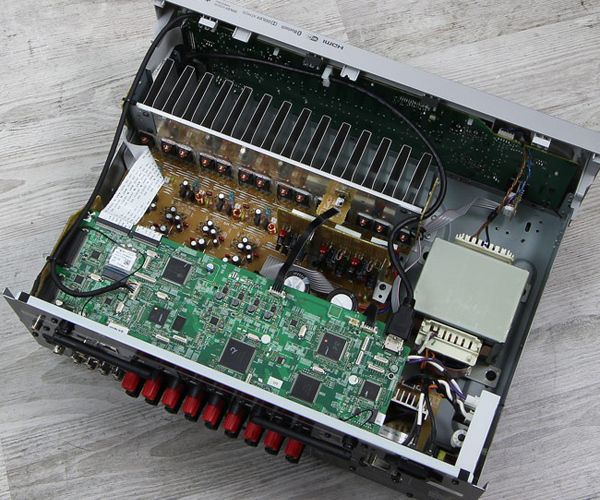 Pioneer VSX-LX302 - Innenleben