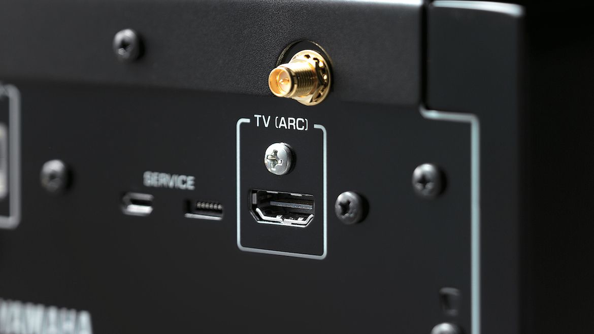 Yamaha R-N2000A - HDMI ARC Anschluss rückseitig